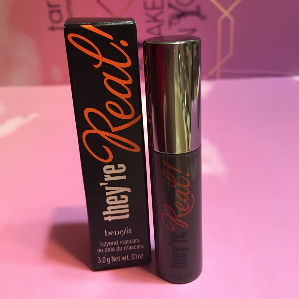 💋4/$26! Benefit’s They’re Real mascara